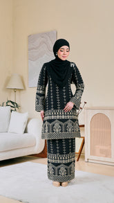 Kurung Kaleeya