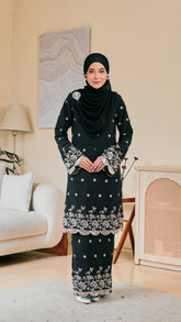 Kurung Syerelin