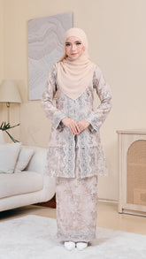 Kebaya Jeane
