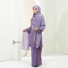 Kurung Leila