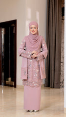 Kurung Qeshara