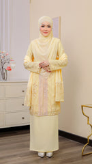 Kurung Qistina