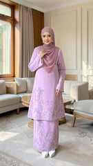 Kurung Laively