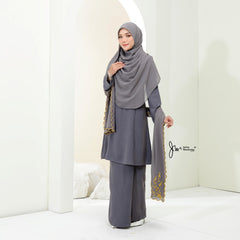 Kurung Leila