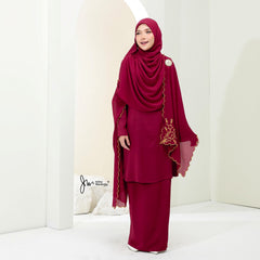 Kurung Leila
