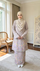 Kurung Laively