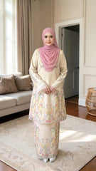 Kurung Laively