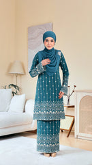 Kurung Naylora