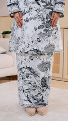 Kurung Stella
