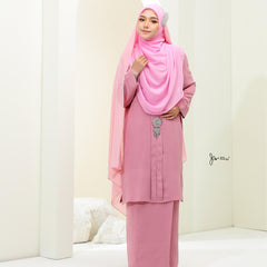 Kebaya Cendana