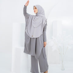 Amera Suit